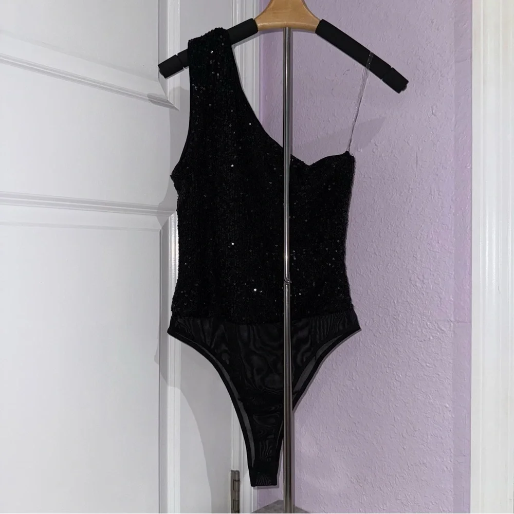 Black Sequin Cut Out Bodysuit - SIZE LARGE - Picture 5 of 5